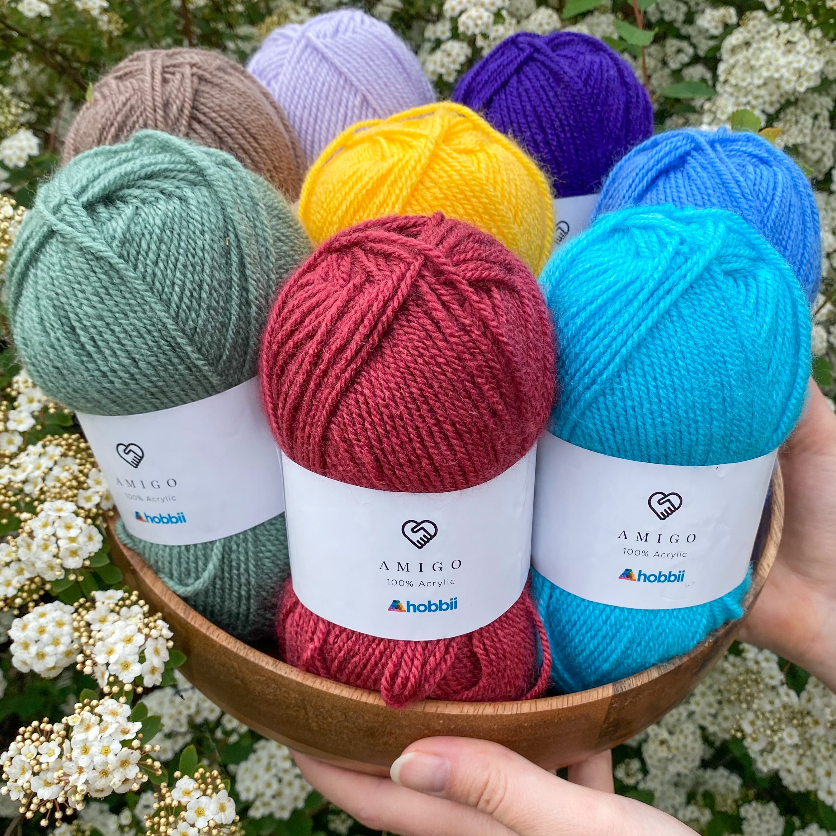 Acrylic yarn on sale
