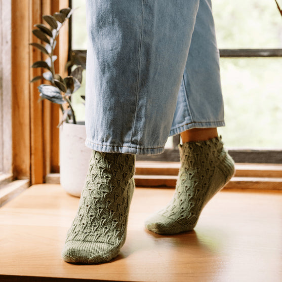 Rosmarino - Kurze Socken mit Lochmuster
7