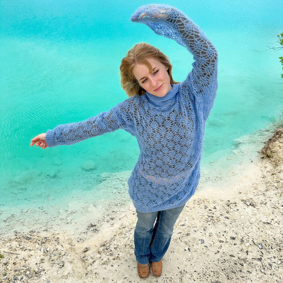 Pineapple Feather - Pulli
2