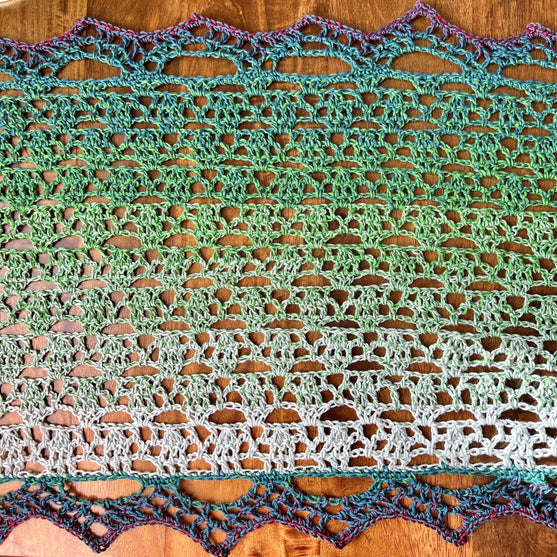 Face Lace - Tischläufer
2