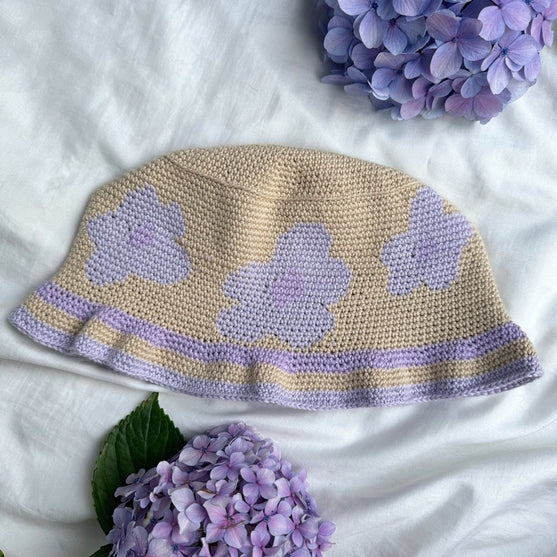 Hydrangea - Hut
4