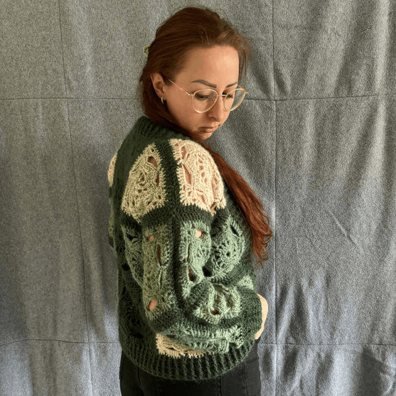 Alma Square - Cardigan
2