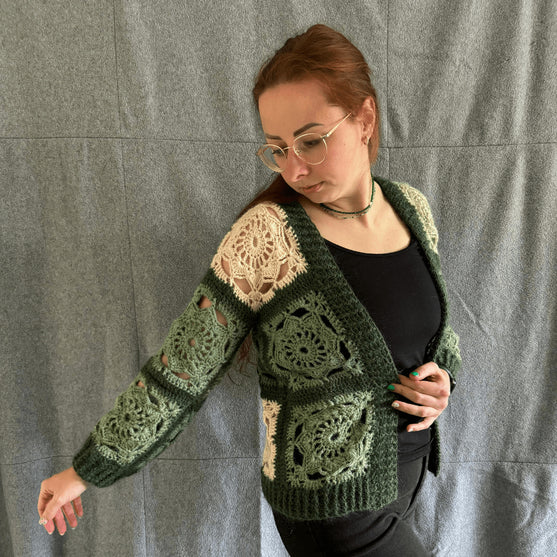 Alma Square - Cardigan
3