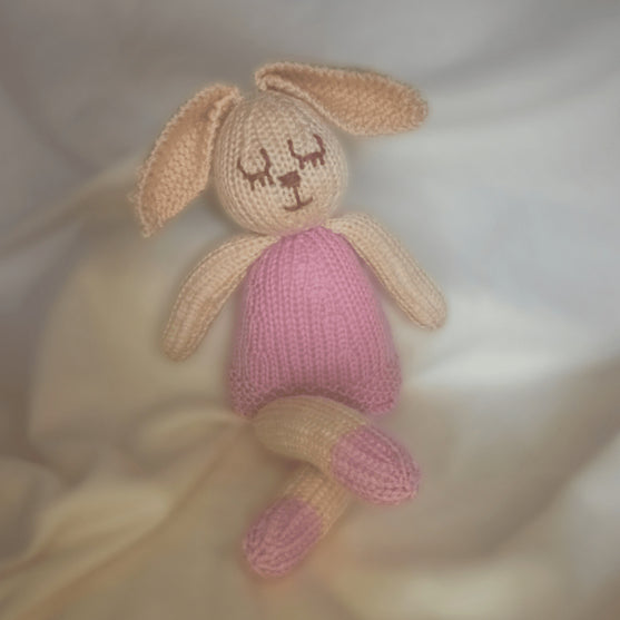 Bessie Bunny - Stofftier
2