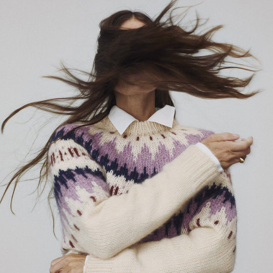 Dorthea - Pullover mit Rundpasse
3