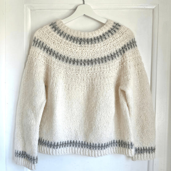 Nordic Breeze - Pullover
4