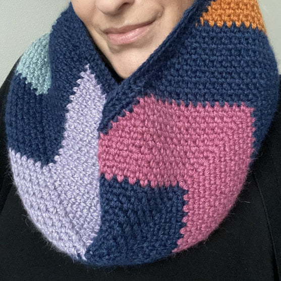 Avanti - Rundschal
3