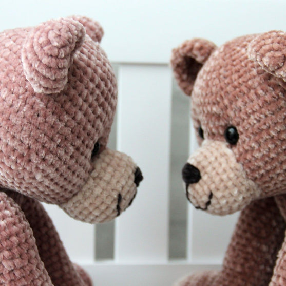 Happy Bears
5