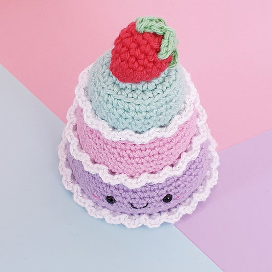 Kawaii Triple Cake
3