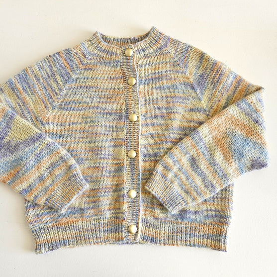 Hyggeprint - Strickjacke
4