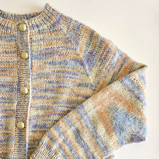 Hyggeprint - Strickjacke
6
