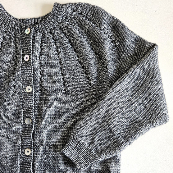 Valdis - Cardigan
6
