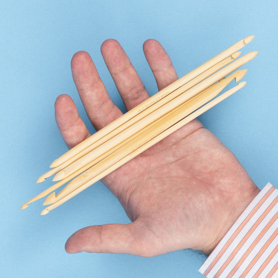 Doppelte tunesische Häkelnadel aus Bambus – 20 cm - Hobbii
5