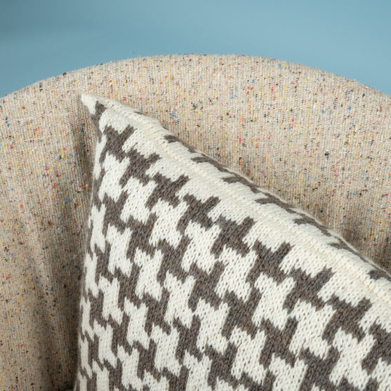 Letland - Kissen mit Kreuzmuster
3