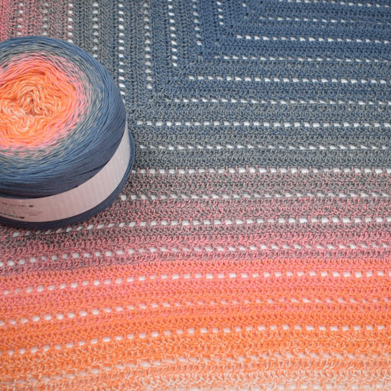 Classical Attitude Schal
3