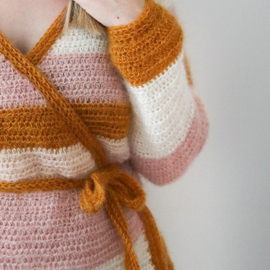 Cherry Blossom - Wickeljacke
4