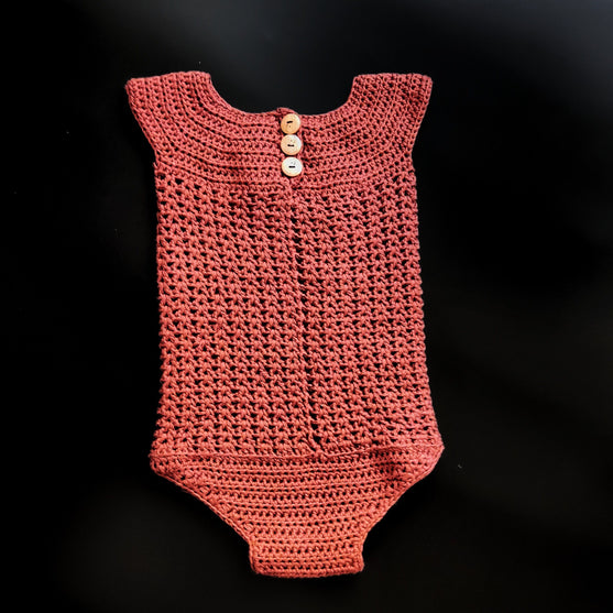 Crissy - Strampler
4