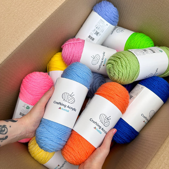 Crafting Acrylic - Hobbii
3