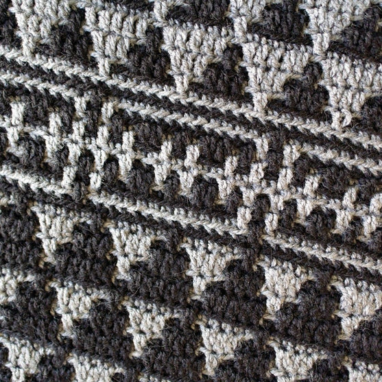 Twilight Whispers - Schal
8