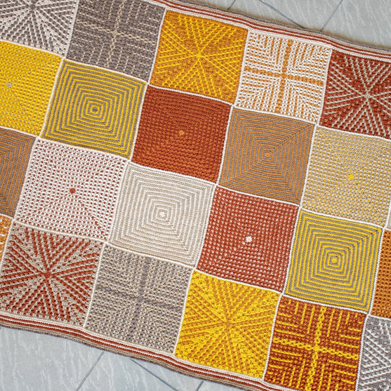 Mirror Mirror On The Throw - Decke
8