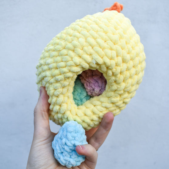 Henny - Henne mit Eiern
2