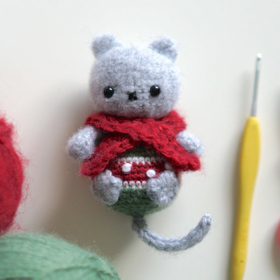 Christmas Kitty
4
