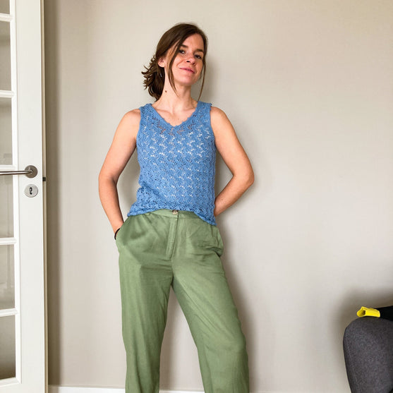 Garden Blooms - Top
2