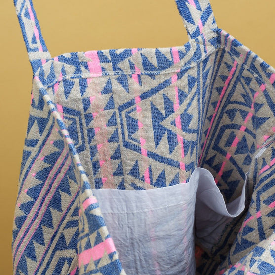 Jacquard Shopper - Hobbii
4