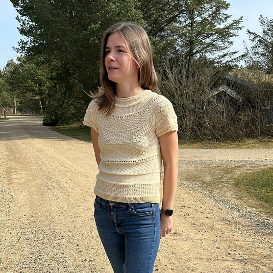 Summer Structure - T-Shirt
7