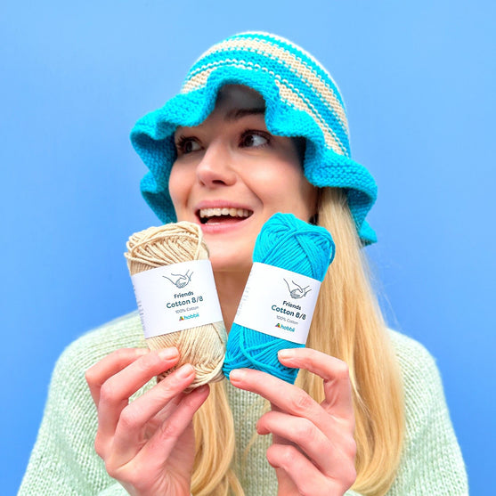 Sopka - Schlapphut mit Rüschenrand
4