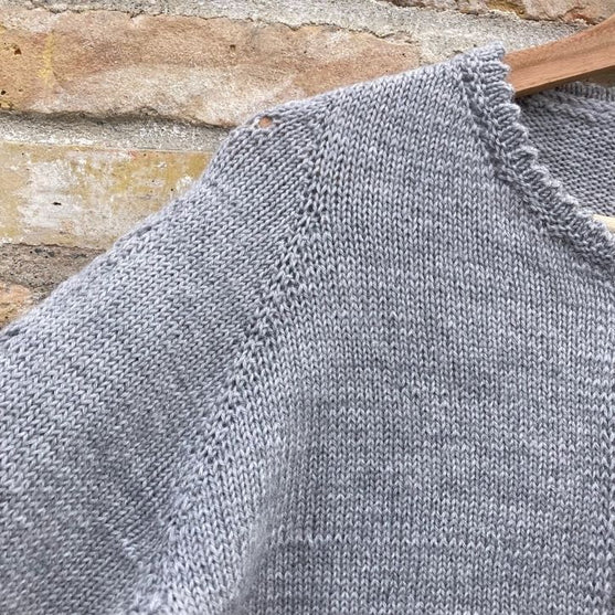 Tulip - Cardigan
5