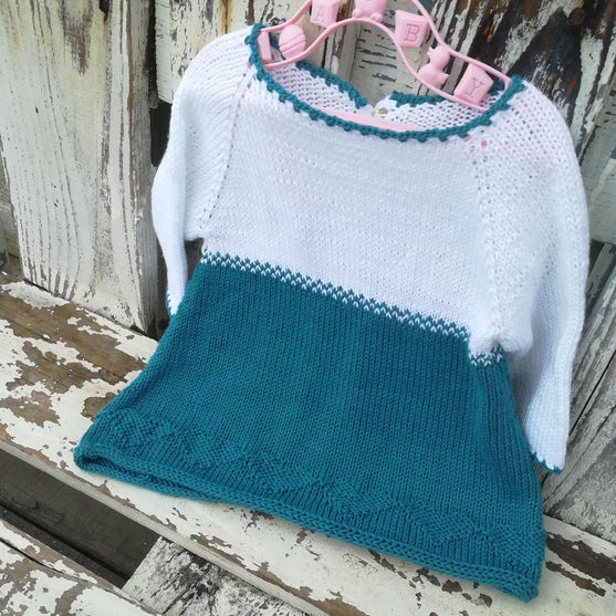 Teal Darling - Babykleidchen und Mütze
2