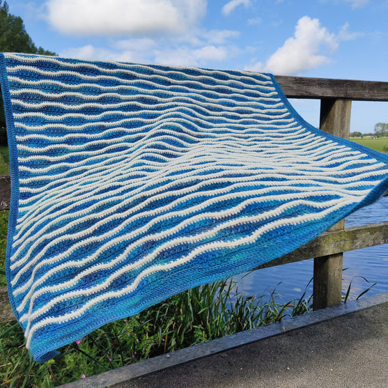Dancing Waves Crests - Decke
3