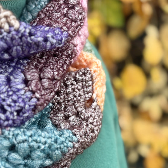 Gleaming Cowl
10