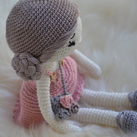Miv - Puppe
3