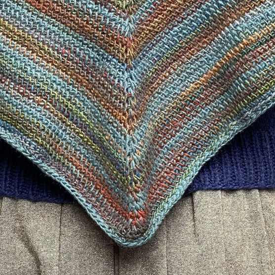 Jasmin - Tuch in tunesischer Häkeltechnik
8