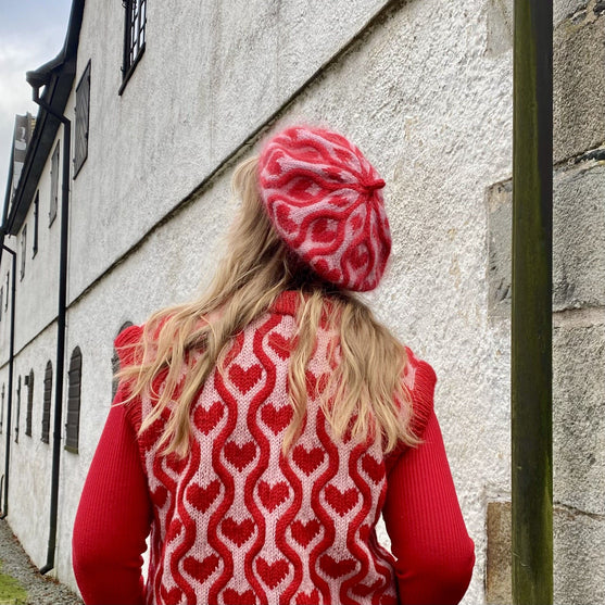 Twisted Love - Barett
2