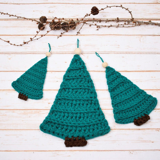 Weihnachtsbaum mit Kugelspitze
2