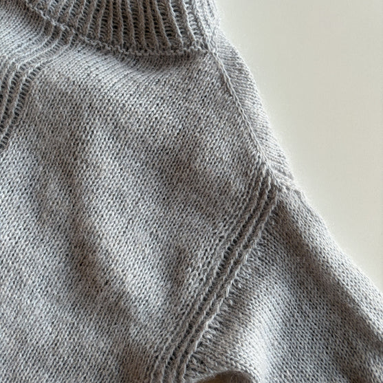 Mountain Ridge - Pullover
4