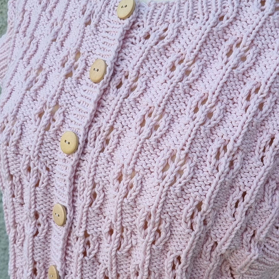 Winsome Wenlynn - Top
4