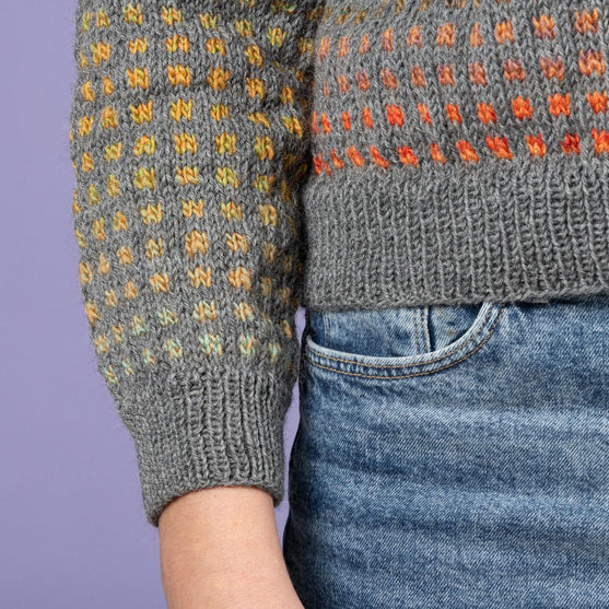 Pi - Pullover mit Punkten
6