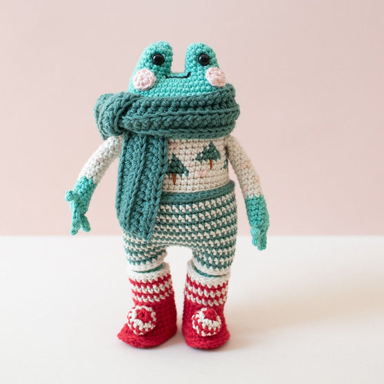 Oliver Frog
2