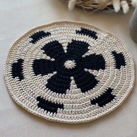 Mary - Setzdeckchen
2