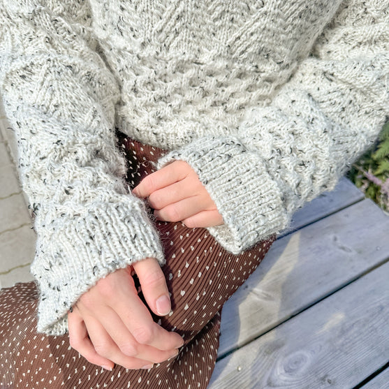 Slate - Pullover
4