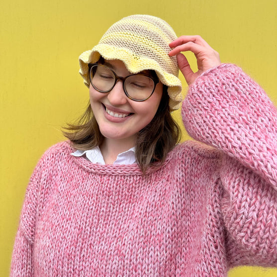 Sopka - Schlapphut mit Rüschenrand
6