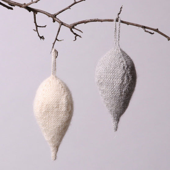 Spitze Weihnachtskugel
1