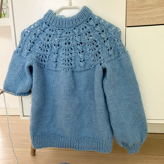 Spring Waves - Pullover
6