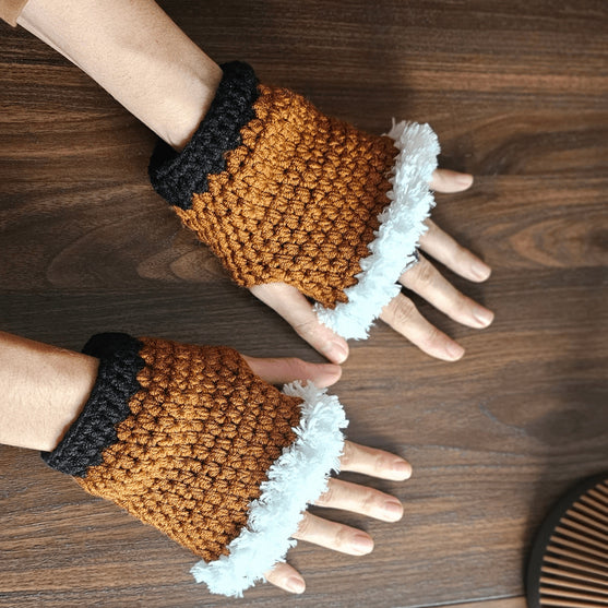 WereFox - Schal und Handwärmer
3