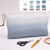 

Gehäkeltes Kosmetik-Etui - Ton in Ton
5