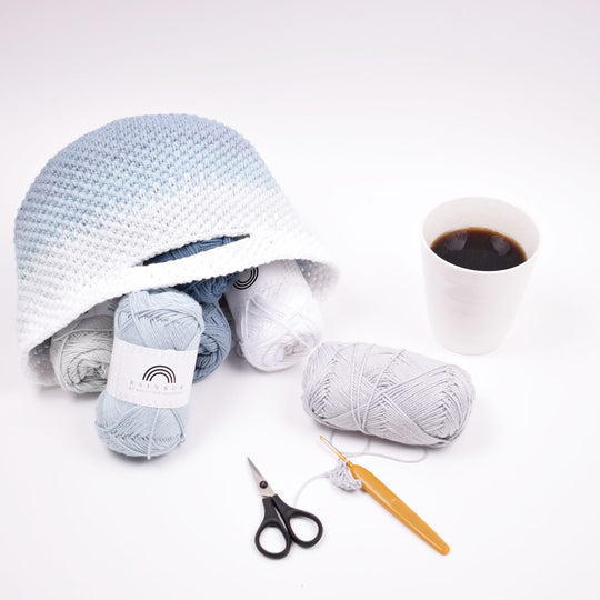 Gehäkelte Garntasche - Ton in Ton